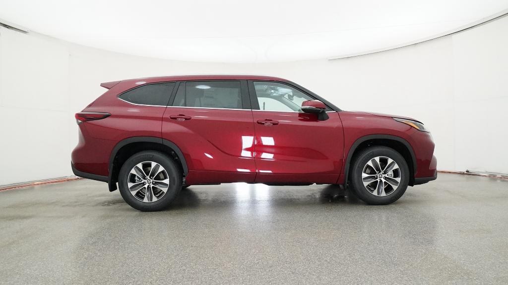 New 2026 Toyota Highlander SUV