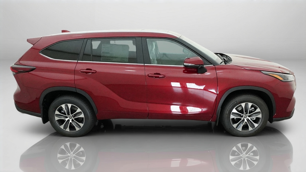 New 2026 Toyota Highlander SUV