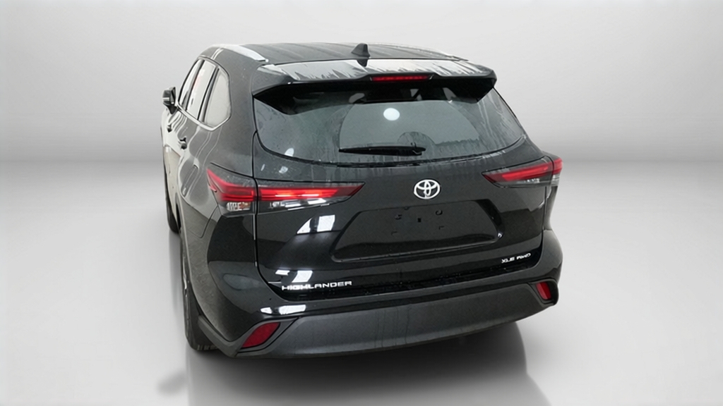 New 2026 Toyota Highlander SUV