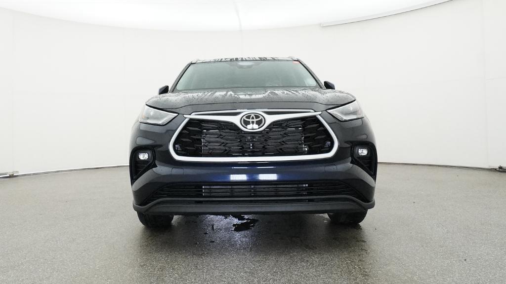 New 2026 Toyota Highlander SUV