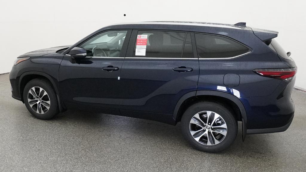 New 2026 Toyota Highlander SUV