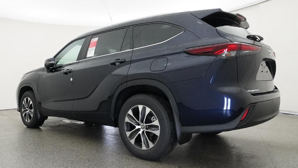 New 2026 Toyota Highlander SUV