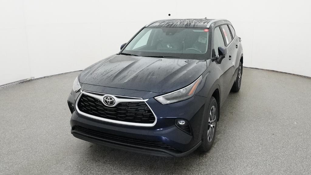 New 2026 Toyota Highlander SUV