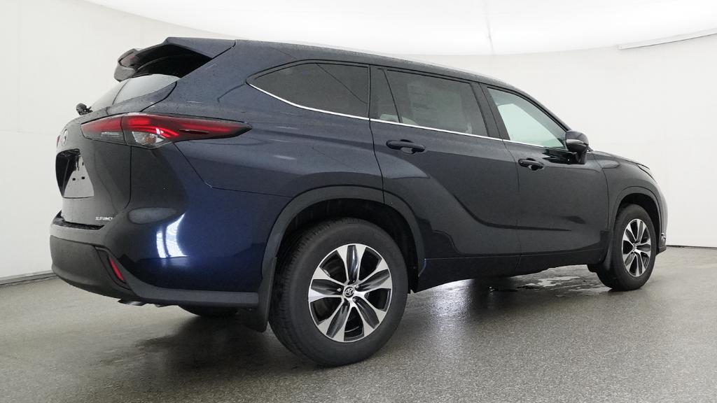 New 2026 Toyota Highlander SUV