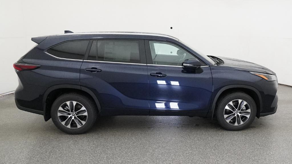 New 2026 Toyota Highlander SUV