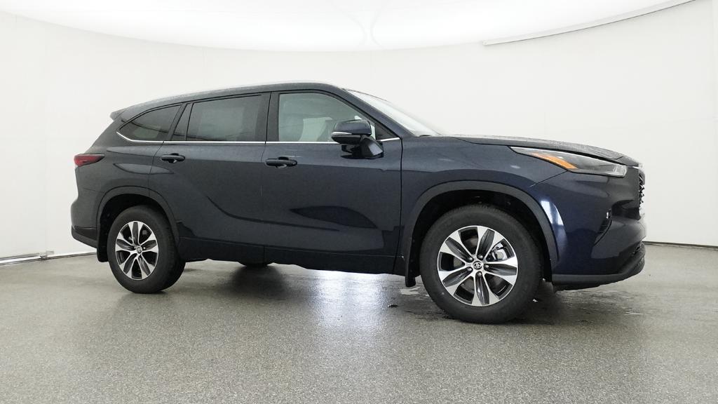 New 2026 Toyota Highlander SUV
