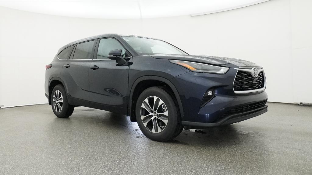 New 2026 Toyota Highlander SUV