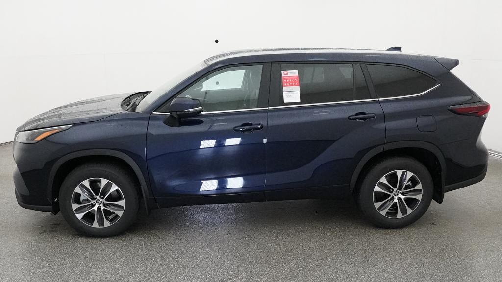 New 2026 Toyota Highlander SUV