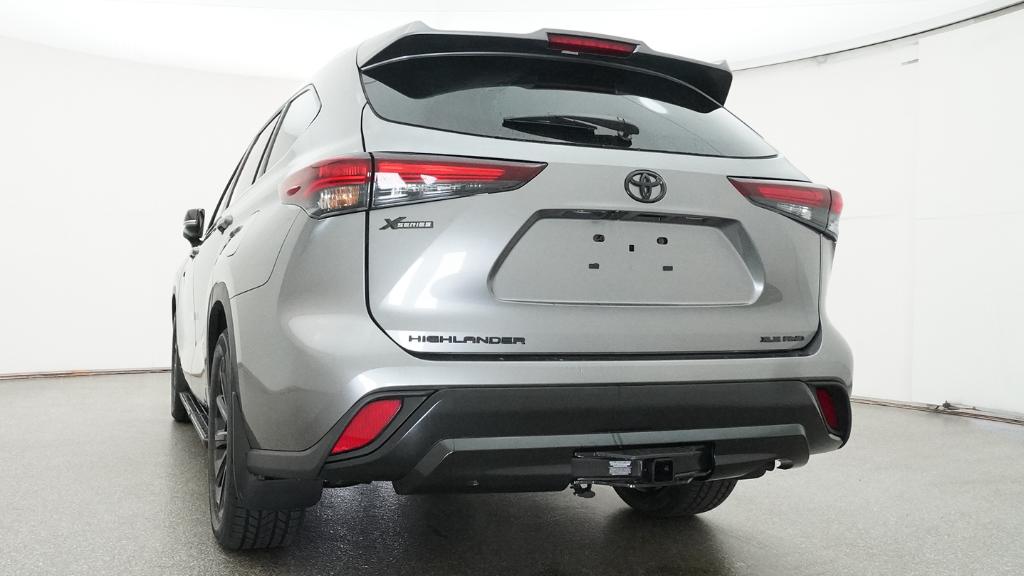 New 2026 Toyota Highlander 4D Sport Utility