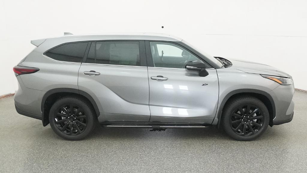 New 2026 Toyota Highlander 4D Sport Utility