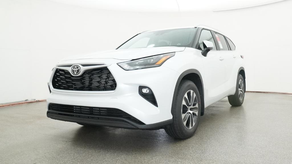 New 2026 Toyota Highlander SUV