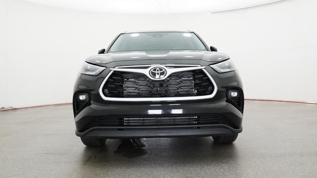 New 2026 Toyota Highlander SUV
