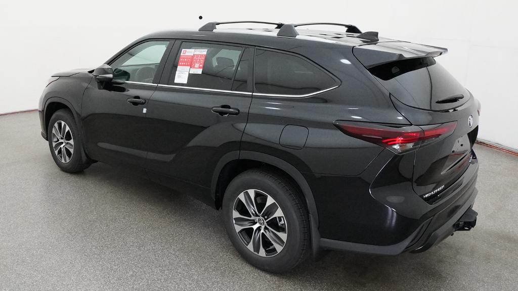 New 2026 Toyota Highlander SUV