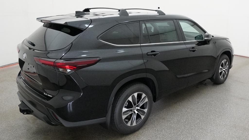 New 2026 Toyota Highlander SUV