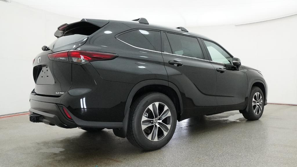 New 2026 Toyota Highlander SUV