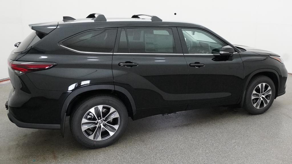 New 2026 Toyota Highlander SUV