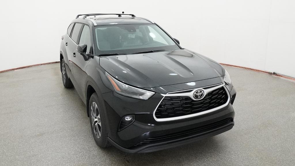 New 2026 Toyota Highlander SUV