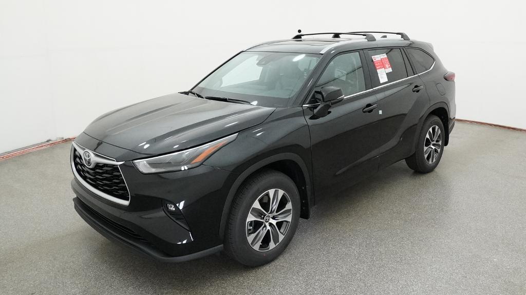 New 2026 Toyota Highlander SUV