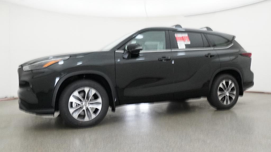 New 2026 Toyota Highlander SUV