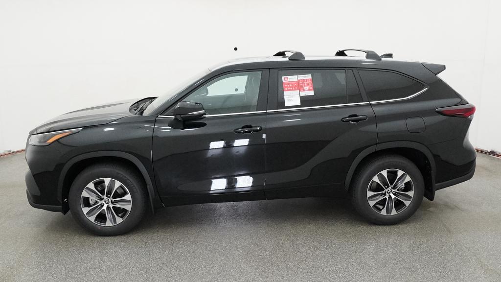 New 2026 Toyota Highlander SUV