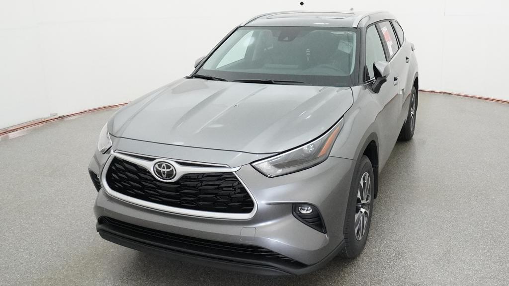 New 2026 Toyota Highlander SUV