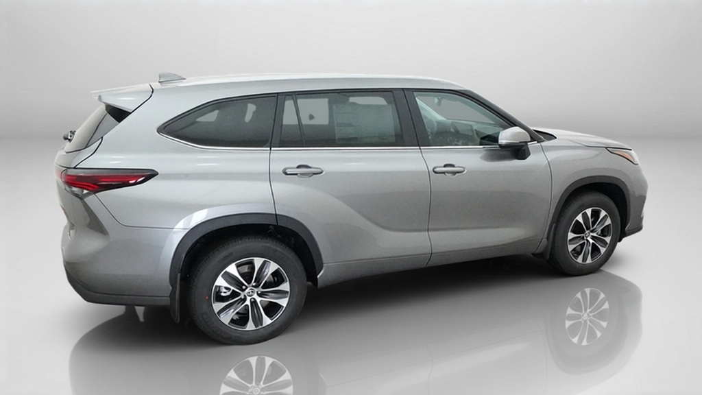 New 2026 Toyota Highlander SUV