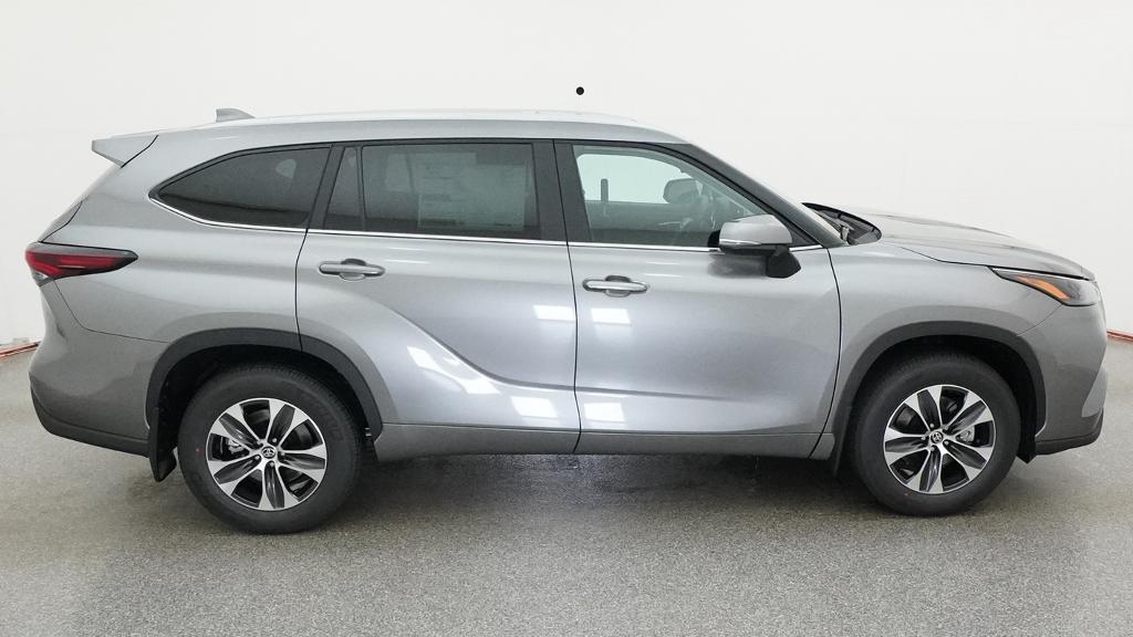 New 2026 Toyota Highlander SUV