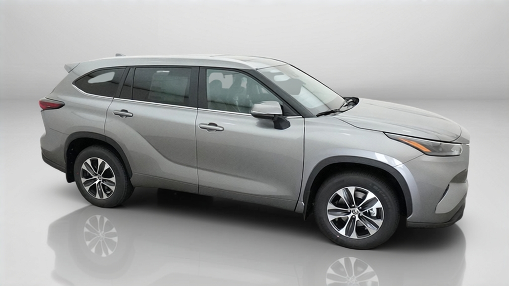 New 2026 Toyota Highlander SUV