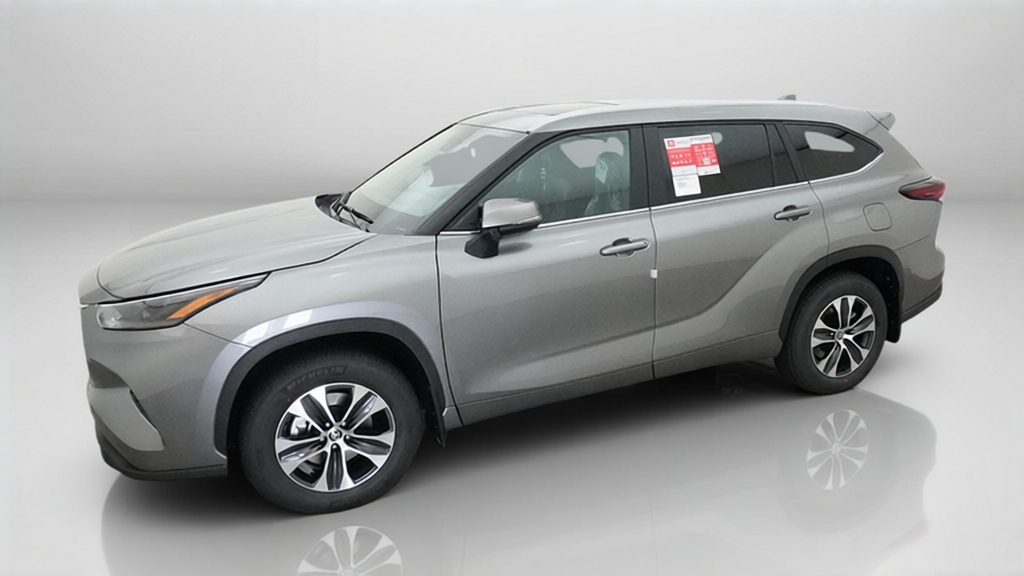 New 2026 Toyota Highlander SUV
