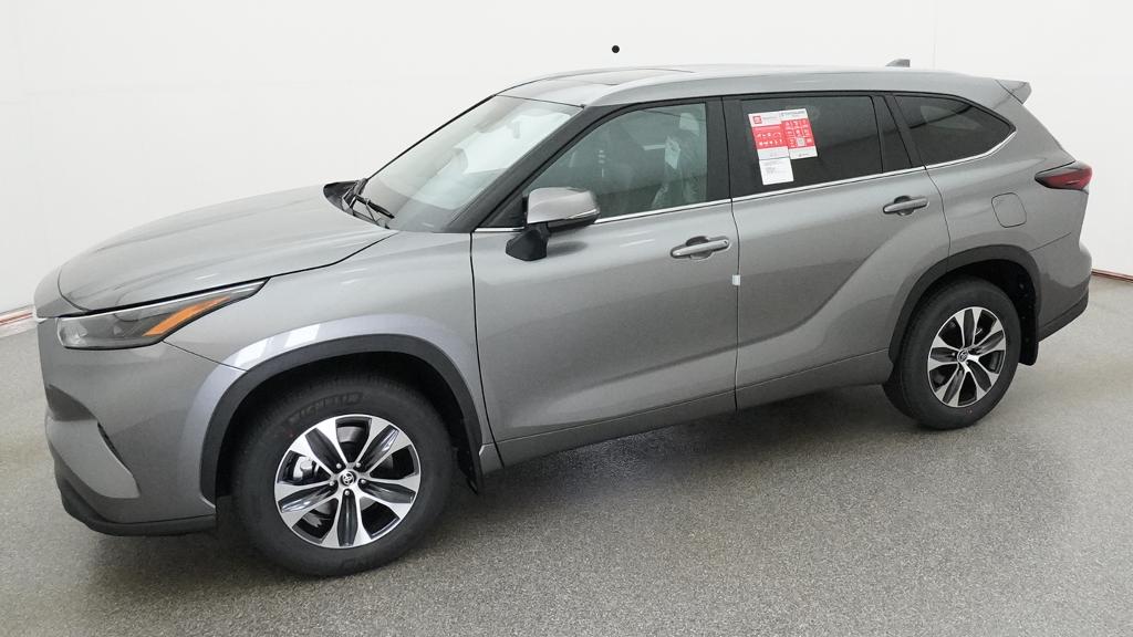 New 2026 Toyota Highlander SUV