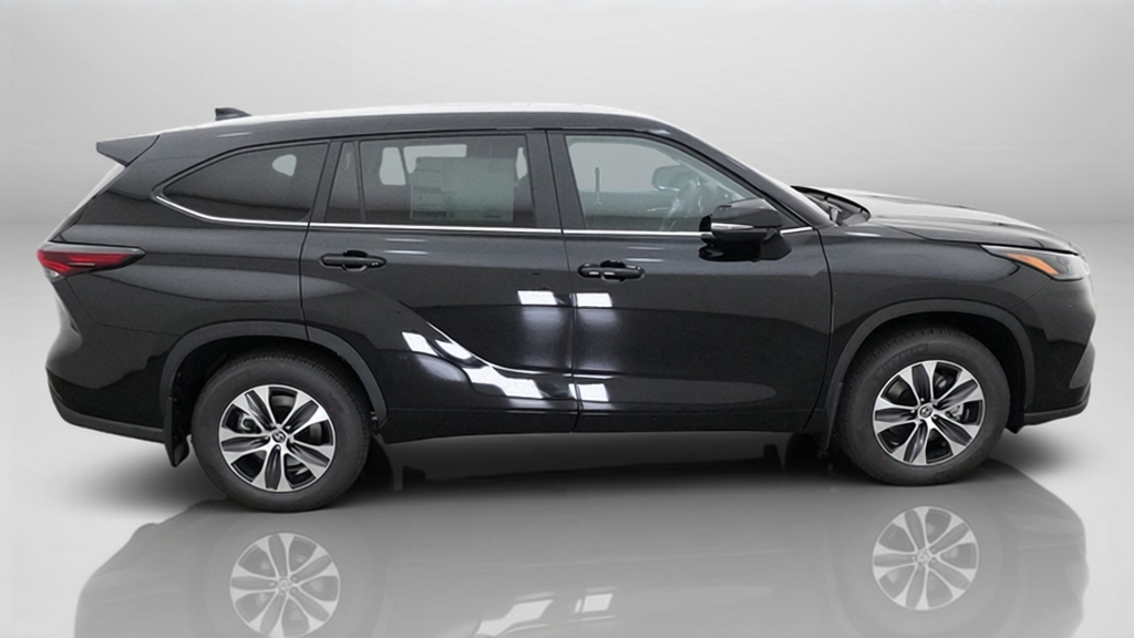 New 2026 Toyota Highlander SUV