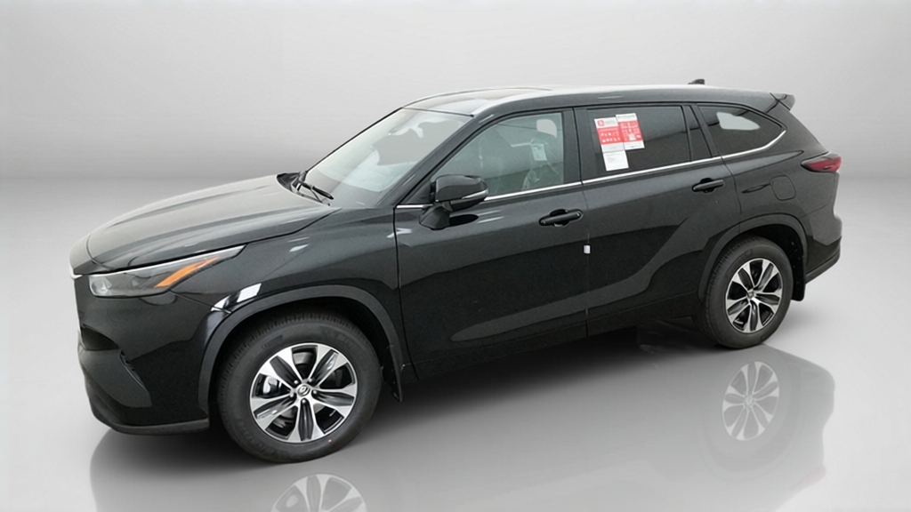 New 2026 Toyota Highlander SUV