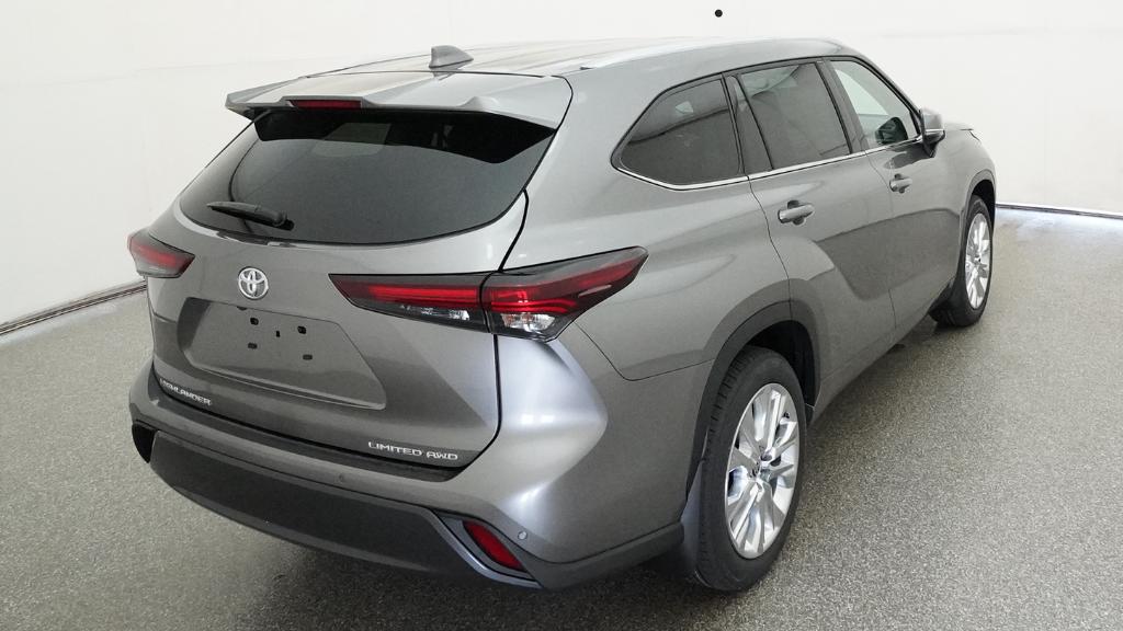New 2026 Toyota Highlander SUV