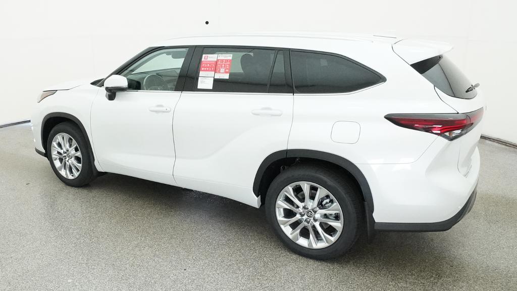 New 2026 Toyota Highlander SUV