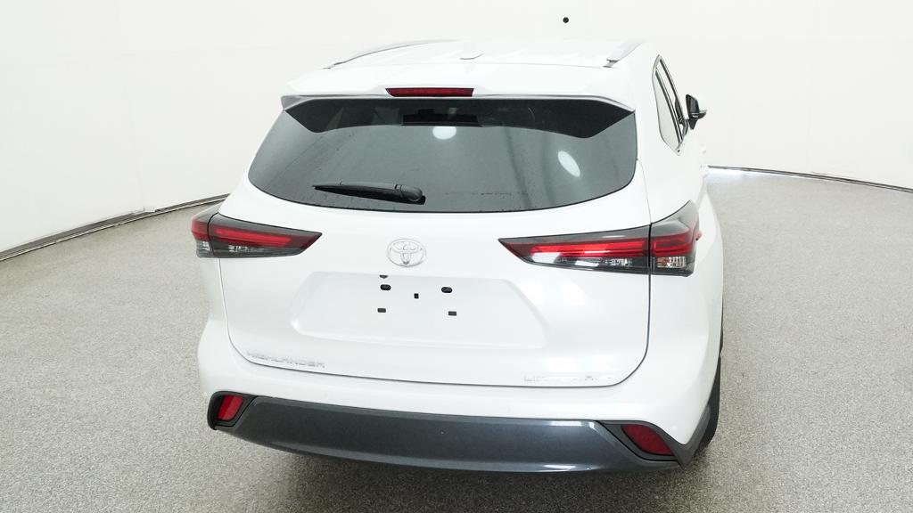 New 2026 Toyota Highlander SUV