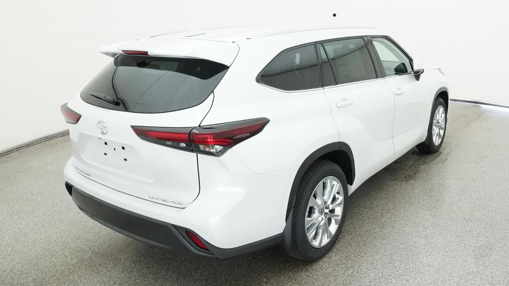 New 2026 Toyota Highlander SUV