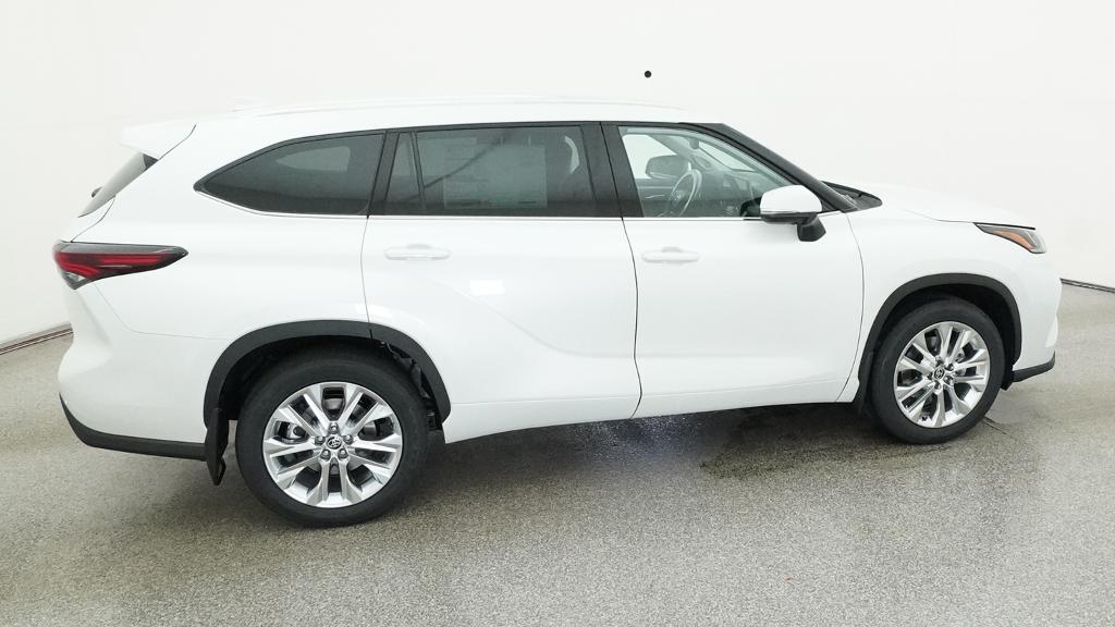 New 2026 Toyota Highlander SUV