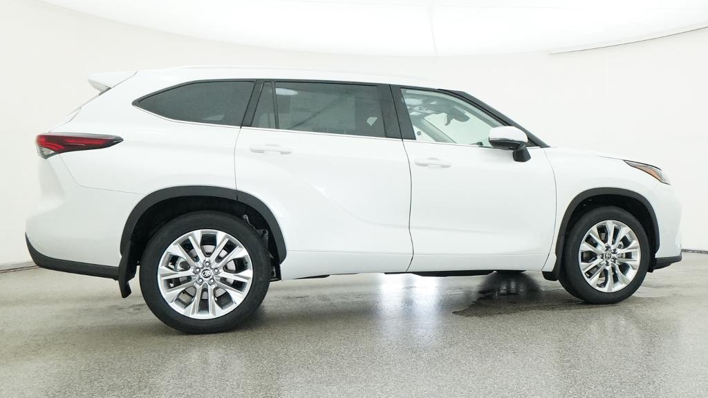 New 2026 Toyota Highlander SUV