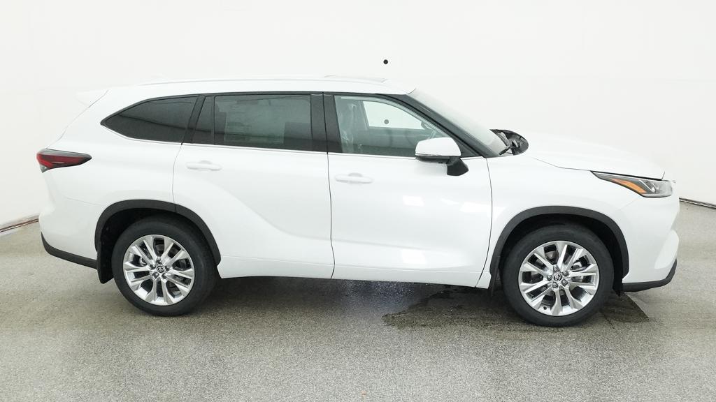 New 2026 Toyota Highlander SUV