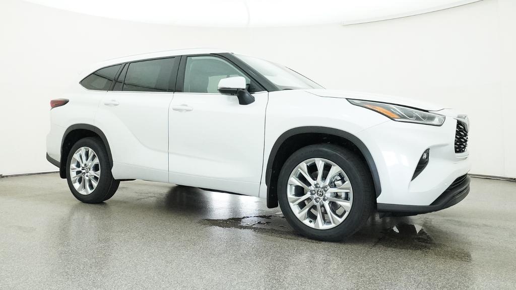 New 2026 Toyota Highlander SUV