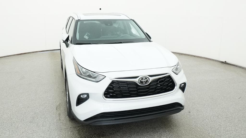 New 2026 Toyota Highlander SUV