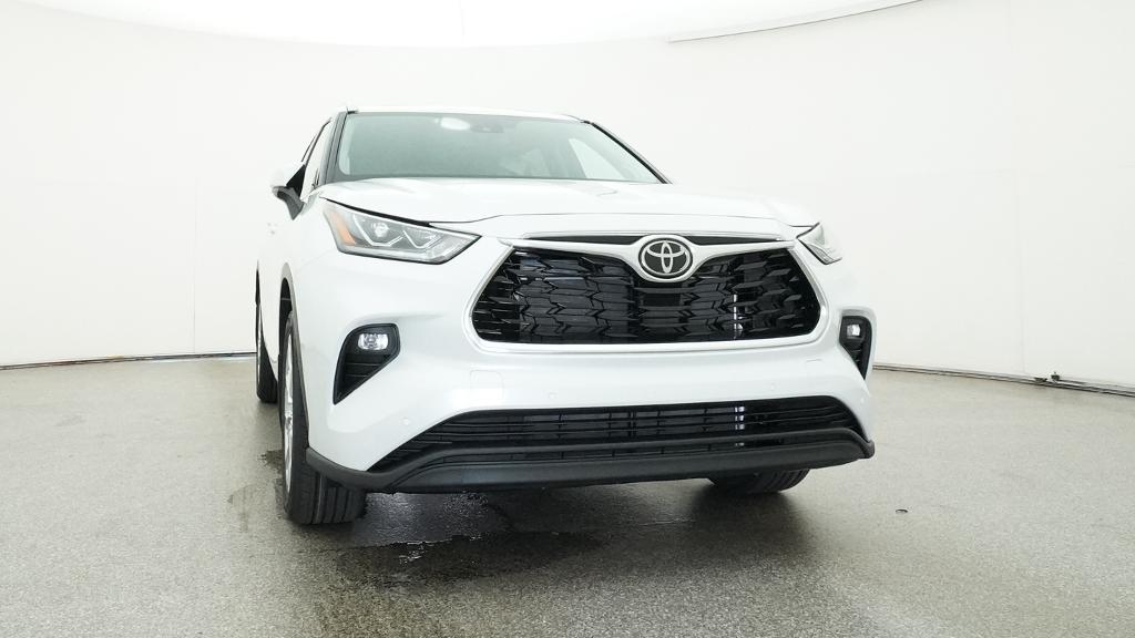 New 2026 Toyota Highlander SUV