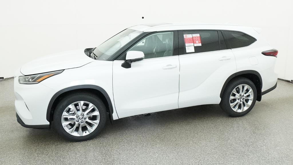 New 2026 Toyota Highlander SUV