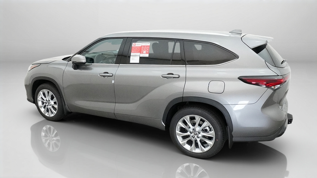 New 2026 Toyota Highlander SUV