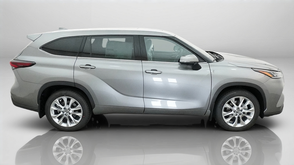 New 2026 Toyota Highlander SUV