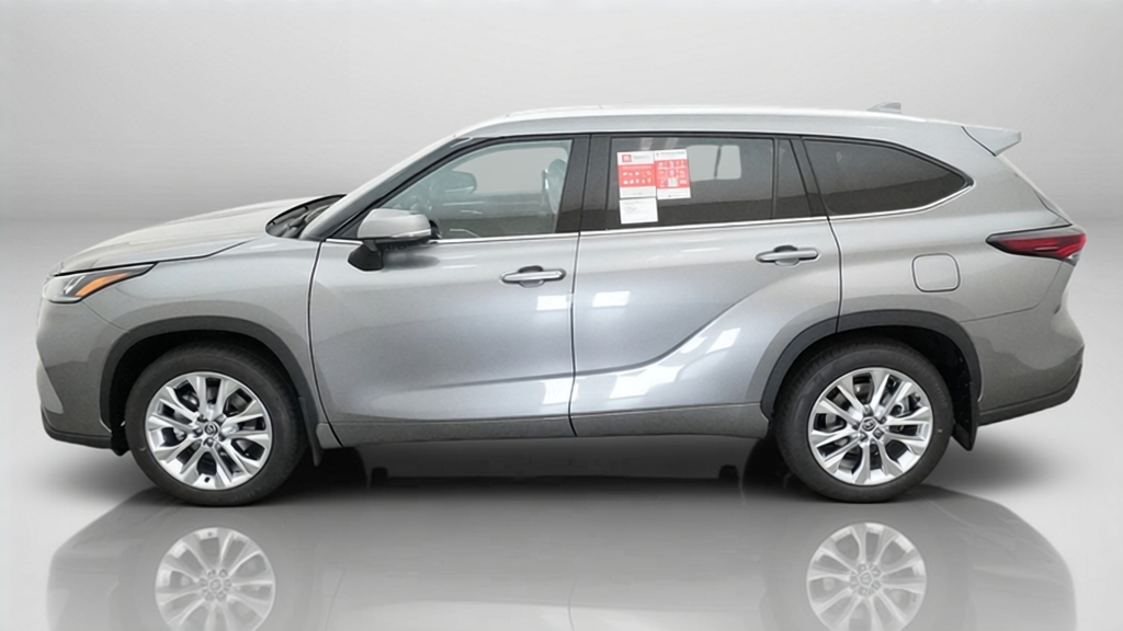 New 2026 Toyota Highlander SUV