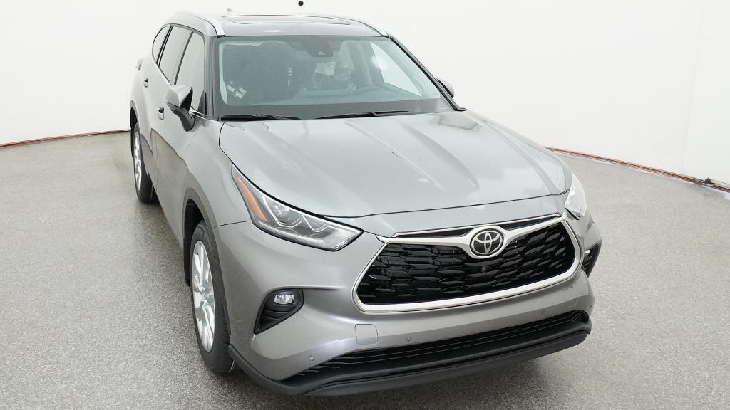 New 2026 Toyota Highlander SUV