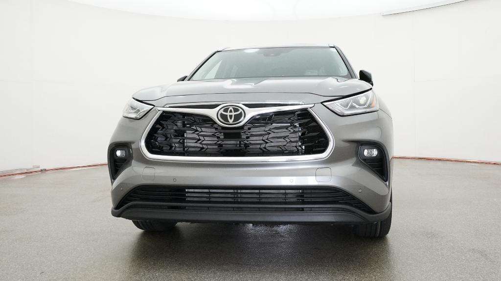 New 2026 Toyota Highlander SUV
