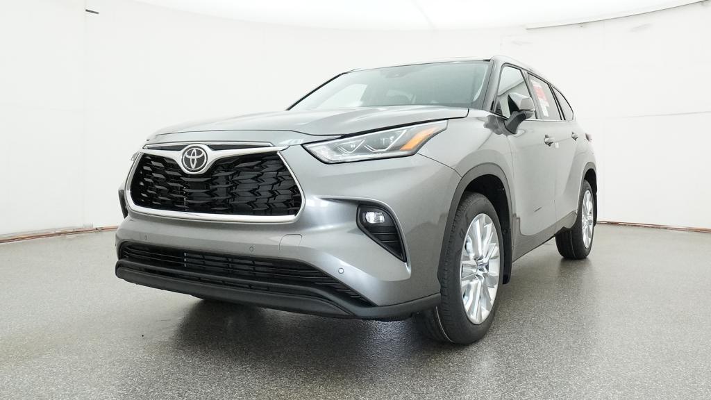 New 2026 Toyota Highlander SUV