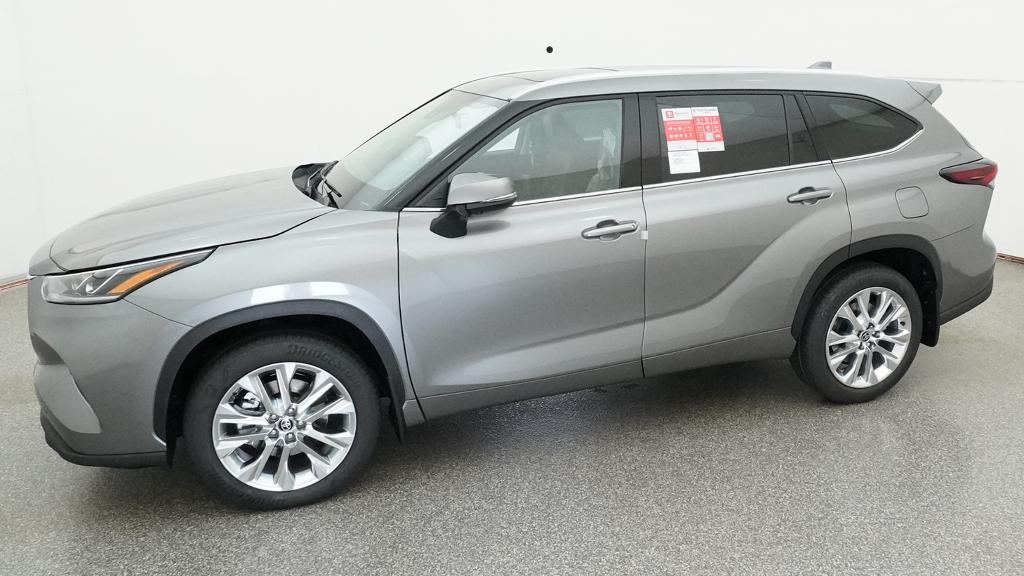 New 2026 Toyota Highlander SUV